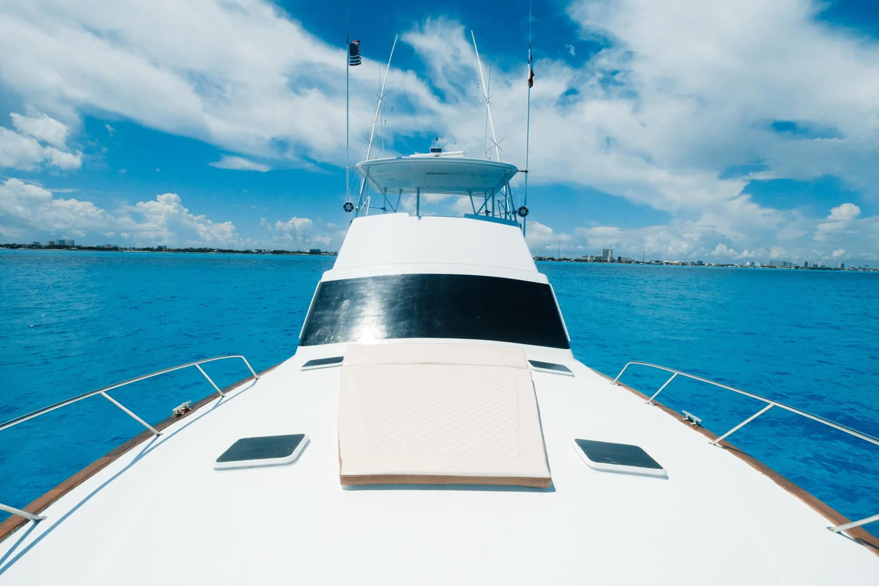 Hatteras 55 Ft, photo 11