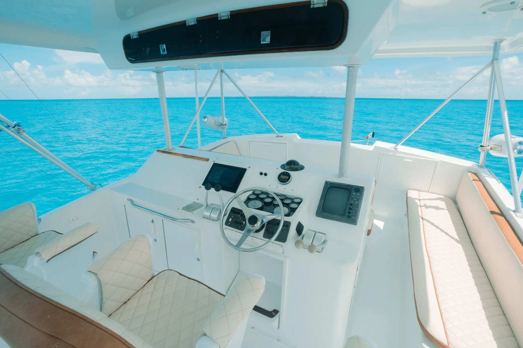 Hatteras 55 Ft, photo 13