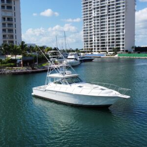 #18.Hatteras 43 / Price for Boat